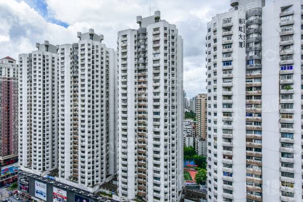 深圳彩虹新都|地鐵口物業，生活配套齊全，業主自住保養好