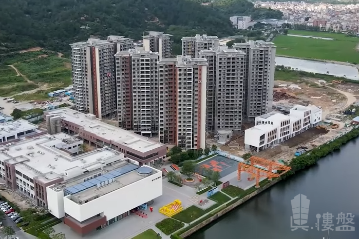 珠海星河湖山春曉花園，首期5萬(減)，香港銀行按揭，最新價單